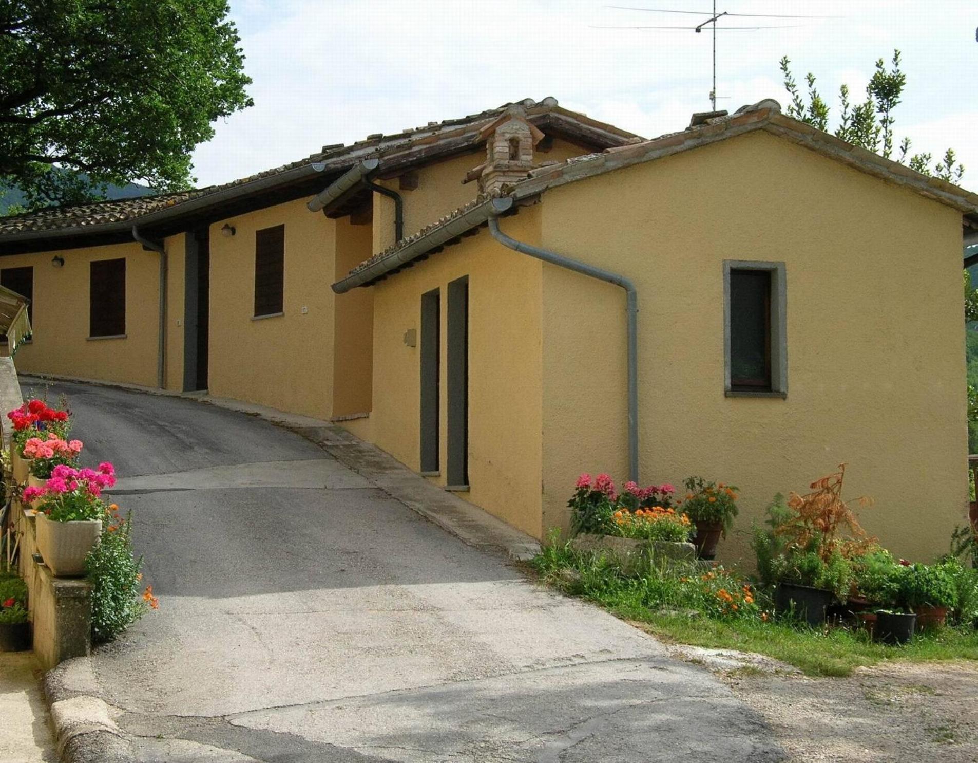 Agriturismo Orsaiola Urbania Exterior photo