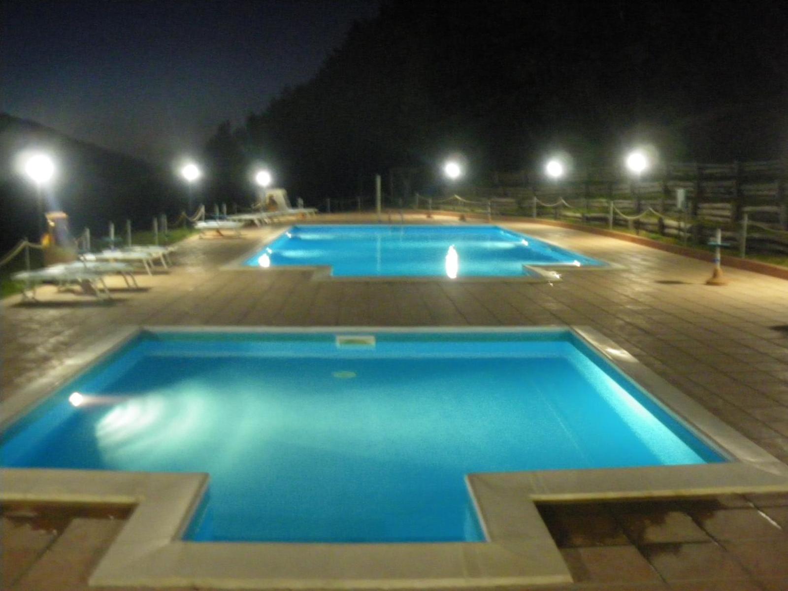 Agriturismo Orsaiola Urbania Exterior photo