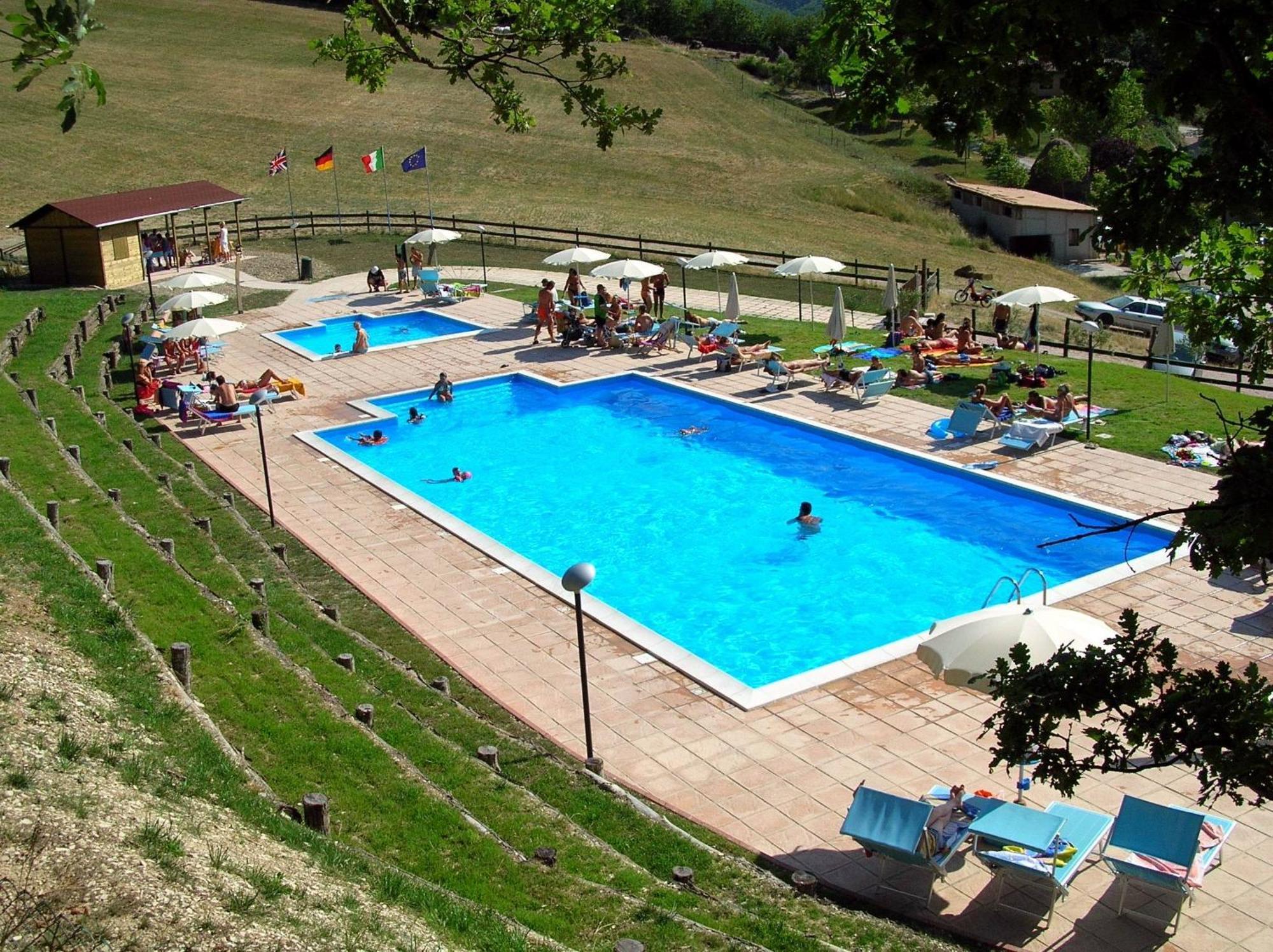 Agriturismo Orsaiola Urbania Exterior photo